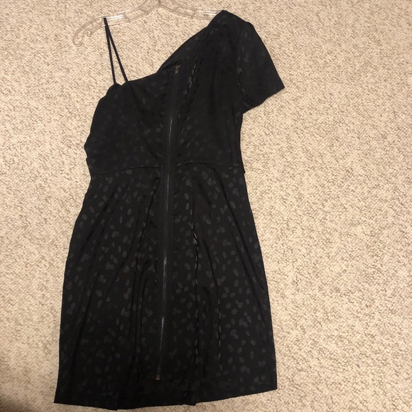 Urban Outfitters Black One Shoulder Dress - Picture 3 of 4